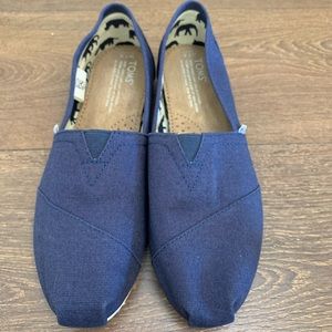 TOMS Navy Canvas Classics